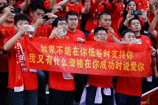 TA：北美联盟杯明年不会集中进行，周末联赛照踢